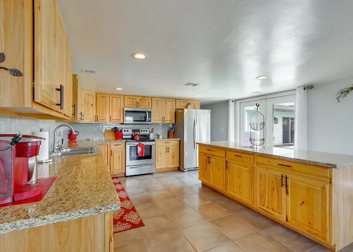 2 Mi To Havasu State Park: W/ Pool! * Lake Havasu City